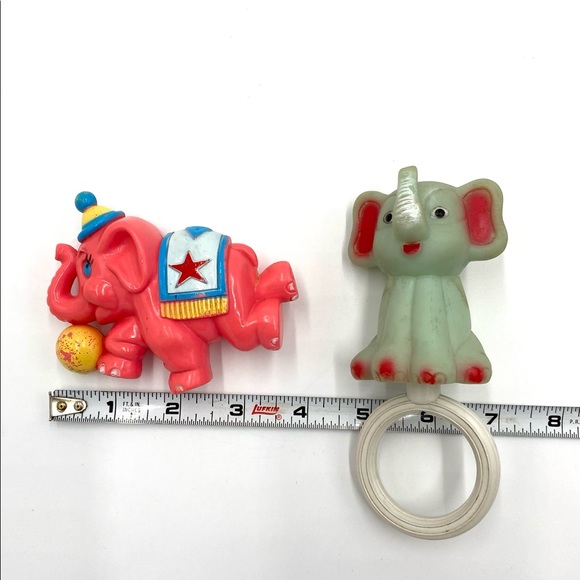 2 Vintage 1976  Sanitoy Elephant Toys Small. - Picture 2 of 10